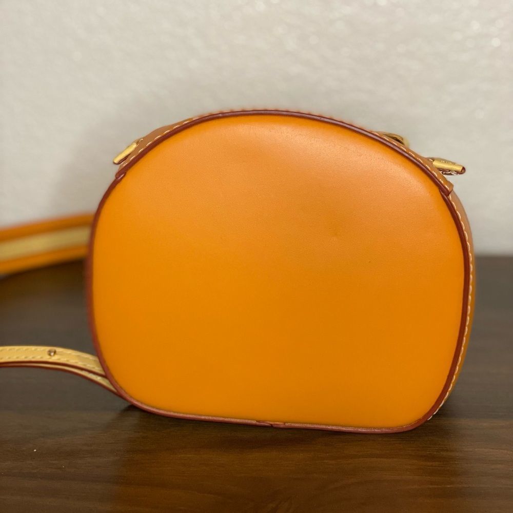 DANSE LENTE Leather Bucket Bag. London. - Picture 7 of 12